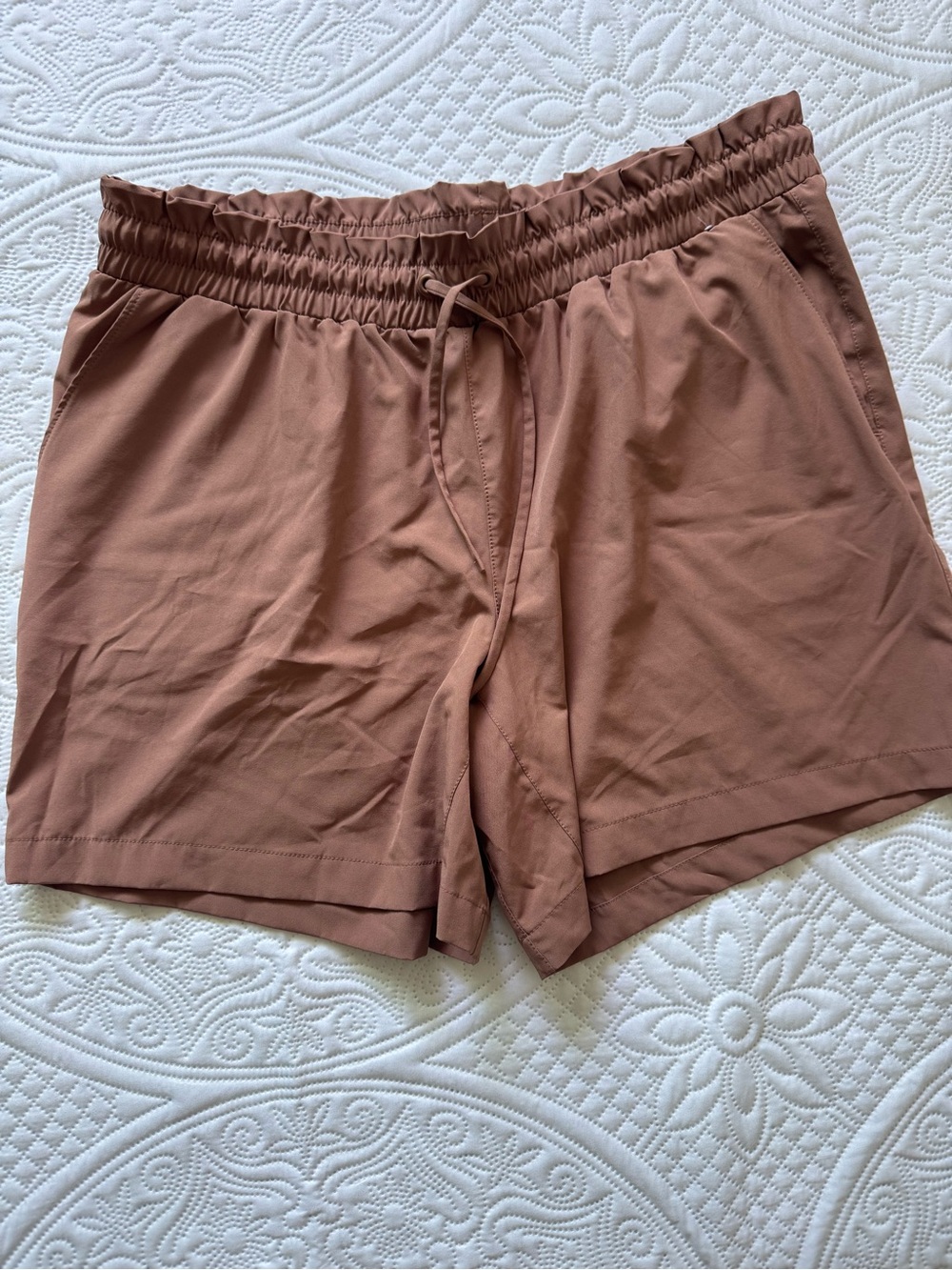 Women's Elastic-Waist Shorts in Dusty Rose